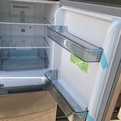 ☆中古￥22,000！【会員価格￥22,000】SHARP 152㍑2ドア冷蔵庫 家電 