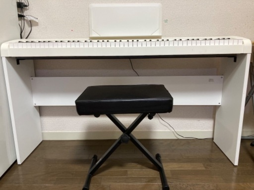 値下げ！KORG コルグ 電子ピアノ  B1 ホワイト3月末引き渡し
