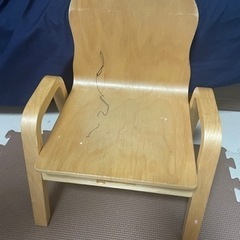 【お話中】子供用　椅子　西松屋