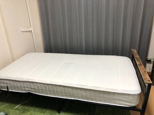 引っ越しの為不要になりました　ベット