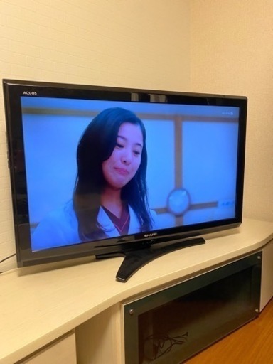 テレビ　40型　AQUOS