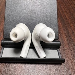 アップル　AirPods pro 第一世代^o^
