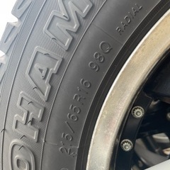 売り切り16インチスタッドレス　ハイエースに使用