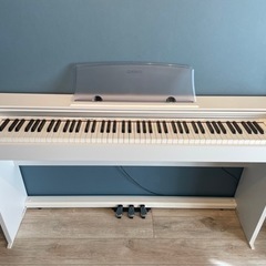 カシオ　電子ピアノ　Privia PX-770 2021年式