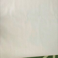 ★値下げ!!のりなし・夜は星空に?!蓄光の白い壁紙クロス・94㎝×5.5ｍ・DIYお好きな方などに★