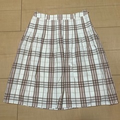 BURBERRY スカート