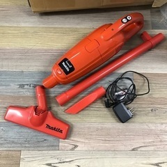 美品 makita マキタ 充電式クリーナー CL103DX コ...