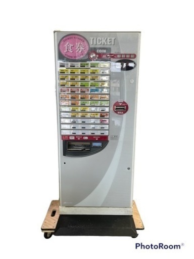【芝浦】食券・入場券自動販売機 KA160NN-3 60口座 2001年製 NO.108