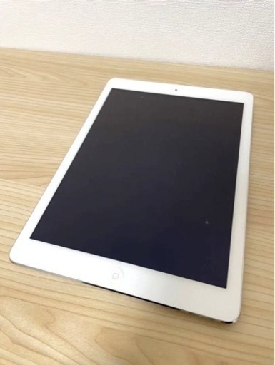 【完動品】iPad Air 16GB Wi-Fiモデル