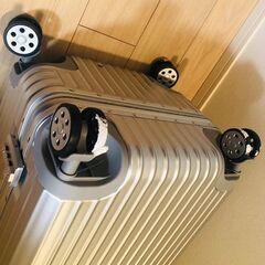 訳あり★新品未使用ハードスーツケース シルバー TSAロック搭載 78L