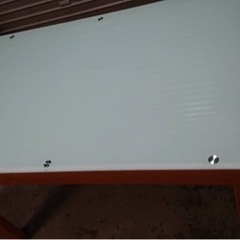 ダイニングテーブル　拡張可能　天板ガラステーブル