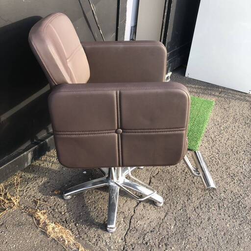 苫小牧発 美容室 チェア スタイリングチェア レザータッチ仕様