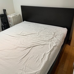 クイーンサイズ IKEA ベッド 【1/21指定 】