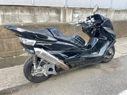 オールブラックカラー‼︎ 【YAMAHA マジェスティ】フルカスタム仕様‼︎‼︎