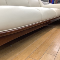 MORISHIGE 3人掛けソファー　Nレジェ　レザー×樺材　座面穴、ヨゴレ有り