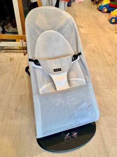 ■店頭引取限定■美品☆ベビービョルン　現行モデルバウンサー　メッシュ♫定価27500円