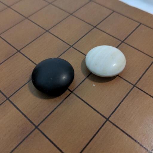 桂四寸　脚付碁盤　白蛤碁石　黒那智黒　碁簀欅 桂四寸 脚付碁盤 白蛤碁石 黒那智黒 碁簀欅 桂四寸 脚付碁盤 白蛤碁石