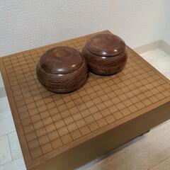 【ネット決済・配送可】四寸足付き碁盤 ハマグリ碁石