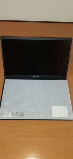 ASUS E510 新品同然のノートパソコンを売ります ...