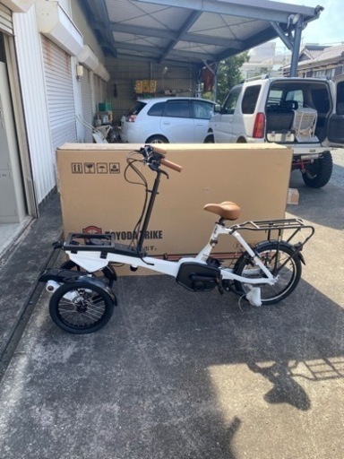 豊田トライク　キャリー　大人の三輪車　自転車　お洒落電動自転車　電動アシスト　TOYODA TRIKE YAMAHA SHIMANO カッコいい