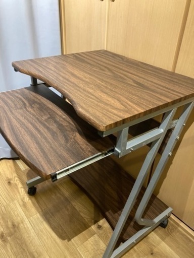 パソコンデスク　机　作業机