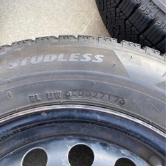 ブリヂストン　スタッドレス　タイヤ