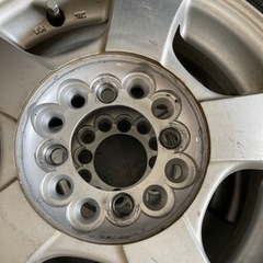 バリ目のスパイクタイヤ