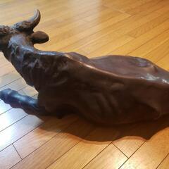 牛　置物　座牛 27号　般若純一郎作品　希少！　高岡銅器　