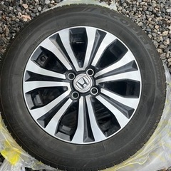 185/65R15 ほぼ新品