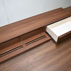 【八直終了9/15】≪zy895≫美品 東京インテリア TVボード/テレビ台/AVボード 180cm アクリル付き 横格子 モダン リビング 50114-03