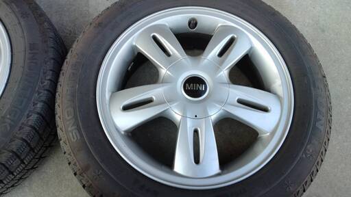 セール 【ご成約！】R56 ミニクーパー SU16 15インチアルミ  
