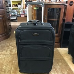 5 万代店　キャリーケース　スーツケース　トラベルバッグ