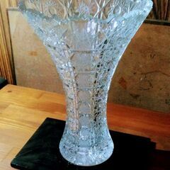 クリスタル　花瓶