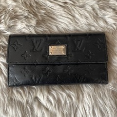 ルイヴィトン　LOUIS VUITTON 長財布！薄くて軽くて使い勝手◎です！