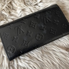 ルイヴィトン　LOUIS VUITTON 長財布！薄くて軽くて使い勝手◎です！