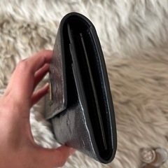 ルイヴィトン　LOUIS VUITTON 長財布！薄くて軽くて使い勝手◎です！