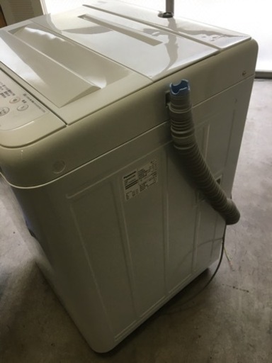 美品 2022年製 Panasonic 全自動電気洗濯機 NA-F50BE9