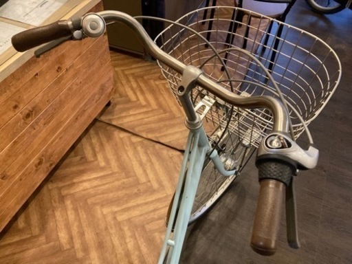 前輪タイヤ新品！】LEDオートライト 26インチ自転車 エメラルドグリーン