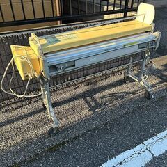 ヤヨイ 405-700 自動壁紙糊付機【野田愛宕店】【店頭取引限定】【中古 