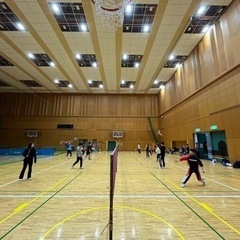 バドミントンやりませんか？！🏸