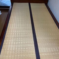 【ネット決済】めずらしい畳のベット 引出付き レトロ 珍しい 家...