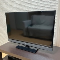 TOSHIBA 32型液晶テレビ【テレビ台付き】