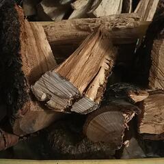 コロコロ乾燥済 薪 広葉樹&針葉樹ミックス籠1杯分 キャン…