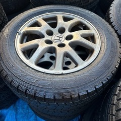 セール中、Honda stepwagon, Toyota Voxy, Nissan Serena, Noah 等、アルミホイール付きスタッドレスタイヤセール中、アマントレーディング株式会社