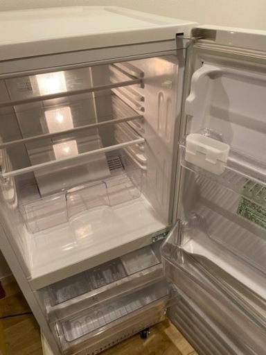 持って行けます‼️冷蔵庫 ノンフロン冷凍冷蔵庫 UR-F110H ユーイング