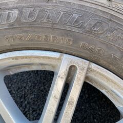 ★DUNLOP　ダンロップ　スタッドレスタイヤ　WINTERMAXX　WM01　2017年製　175/65/15  +42  PCD100/4H  中古　山あり★