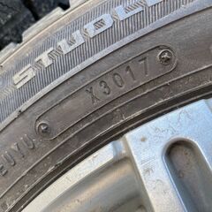 ★DUNLOP　ダンロップ　スタッドレスタイヤ　WINTERMAXX　WM01　2017年製　175/65/15  +42  PCD100/4H  中古　山あり★