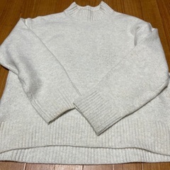 UNIQLO セーター Mサイズ