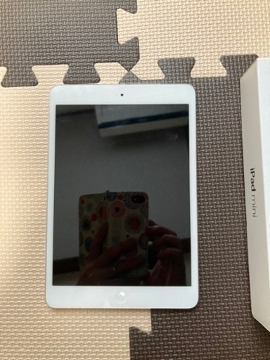 【取引き中】iPad mini Wi-Fi 32GB White 第1世代