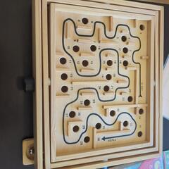 知育玩具　木製迷路ゲーム